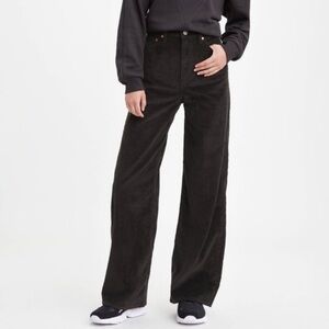 Levis Women 33 Black Corduroy Casual 90s Mid Rise Straight Leg Low Pro Pants NWT